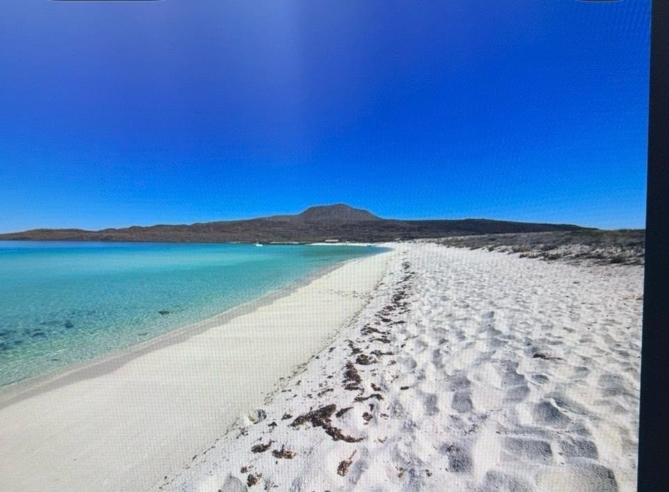 Turquoise bay, Baja California Sur